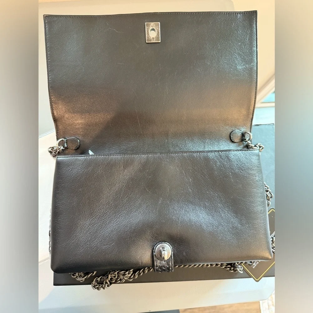 Rare Chanel Python shoulder bag - Picture 11 of 16